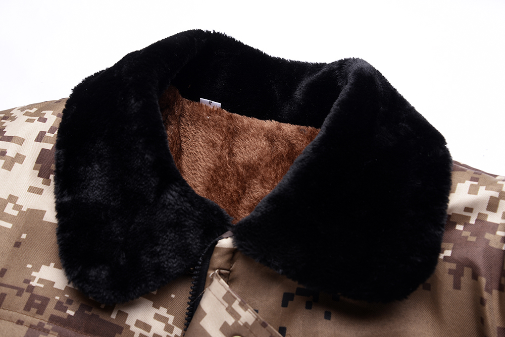Đàn ông trung niên sa mạc ngụy trang quần áo cotton cộng với nhung dày bảo quản lạnh kích thước lớn dụng cụ ngụy trang quần áo cotton áo jean nam
