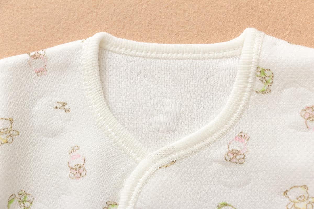 Coffret cadeau pour bébé - vêtements - Ref 1963054 Image 6