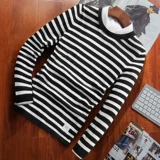 Демисезонный трикотажный трендовый утепленный удерживающий тепло свитер, 2022