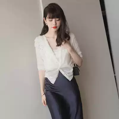 Thin knitted cardigan women's 2021 summer new Korean version of loose temperament round neck seven-point sleeve air-conditioned shirt jacket