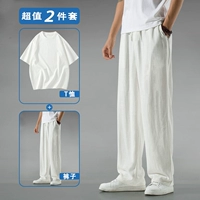 Белая футболка