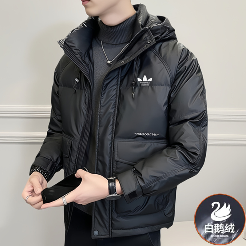 Sports Clover Goose down Jacket Men's Short Style 2026 Winter New Model High down Content Thickened Waterproof Coat