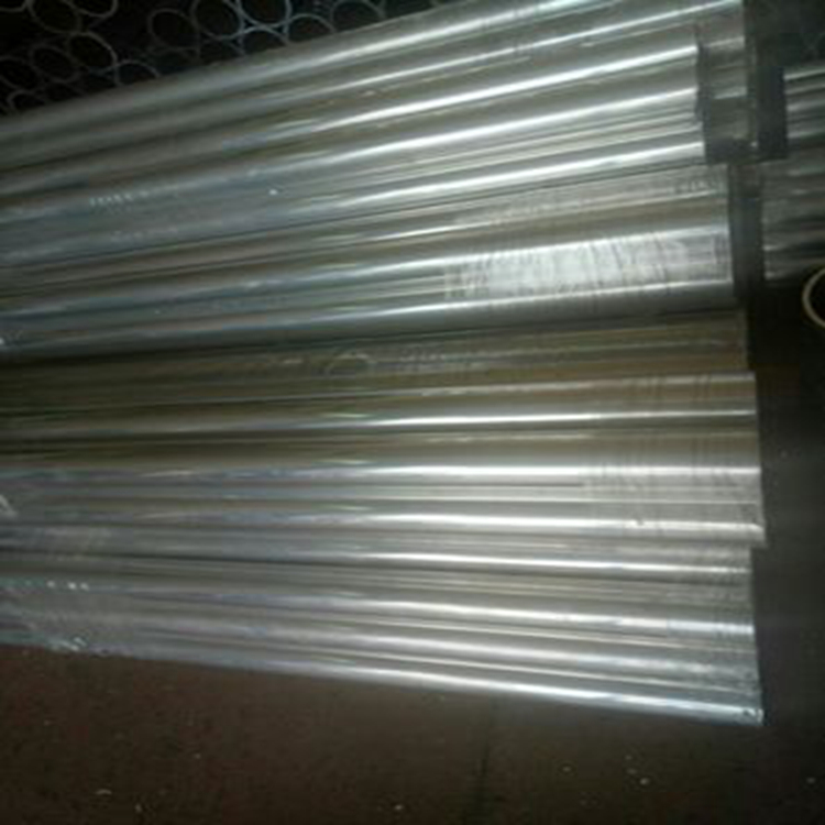 6063 thick wall aluminium tube lakflower processing 28 * 16mm wall thickness 6mm internal and external tapping process oxidation sandblasting can be cut short