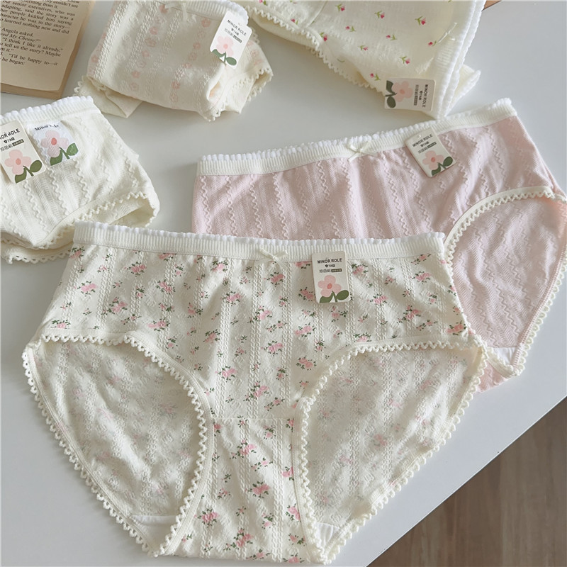 5 Pairs of Floral A-Grade Cotton Antibacterial Women's Underwear, Pure Cotton Crotch, Mid-Waist, Large Size, Japanese Style, Cute Girl Cotton Briefs 5 Pairs of Floral A-Grade Cotton Antibacterial Women's Underwear, Pure Cotton Crotch, Mid-Waist, Large Size, Japanese Style, Cute Girl Cotton Briefs