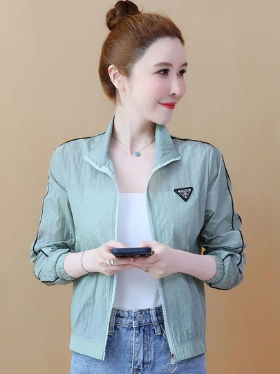 Summer Short Sun Protection Clothing for Women's Outer Wear 2025 New Small Sun Protection Clothing Breathable Versatile Thin Short Outwear