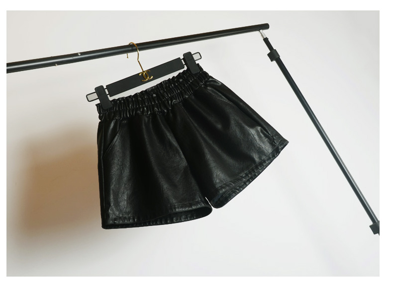 Quần short da mùa đông PU nữ mùa thu đông 2018 mới mặc quần thun lưng thun rộng quần lửng cạp cao cạp cao quần short nữ hàn quốc