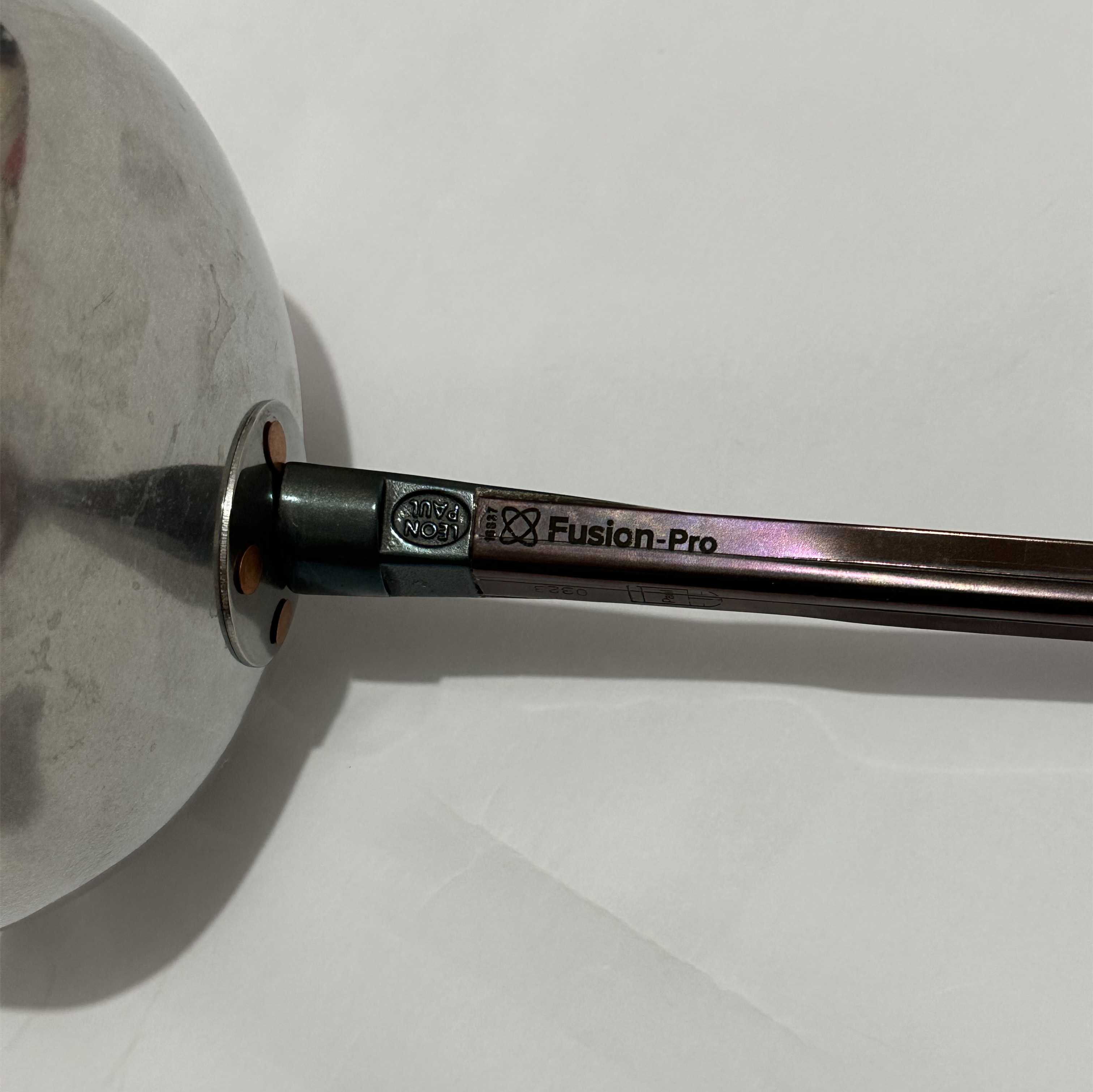 National Competition Import Paul LeonPaul Professional Children Resword Article FIE certified ultra-light titanium-based nickel alloys-Taobao