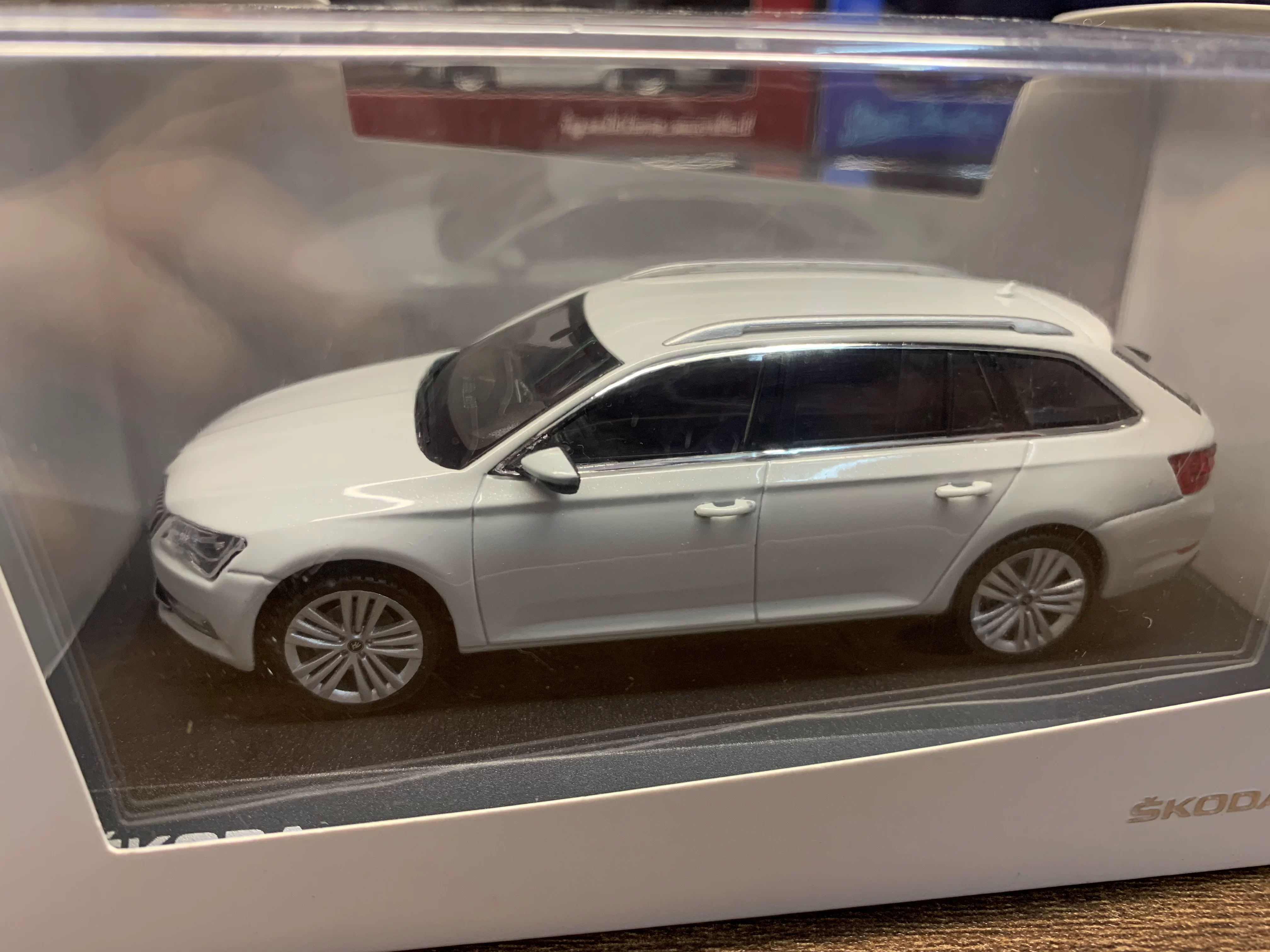 1/43 Скорость Шкода Travel Edition