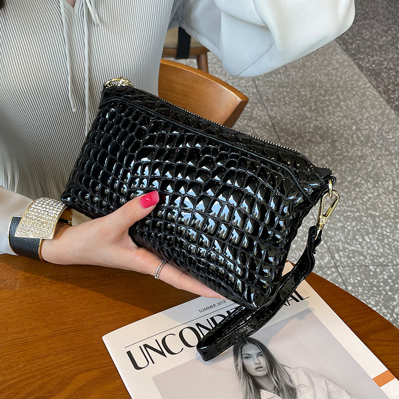 Genuine Leather Clutch Bag for Women, Large Capacity Handbag, Stylish Phone Bag, Key and Coin Purse, Can Be Worn Crossbody or on the Shoulder