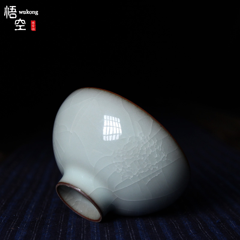 Huang Changwei Longquan Qingqing Porcelain Powder Green Handmade Cup Gokiln 100 Pole Crushed Master's Cup Ceramic Open Sheet of Pu'er Tea