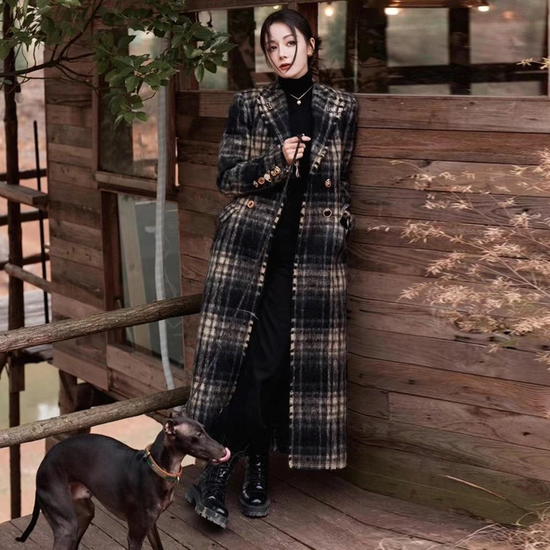 Dilraba Dilmurat's Same Style Plaid Woolen Coat, Over-The-Knee Long Woolen Coat, 2025 Winter Elegant Over-The-Knee Style Dilraba Dilmurat's Same Style Plaid Woolen Coat, Over-The-Knee Long Woolen Coat, 2025 Winter Elegant Over-The-Knee Style