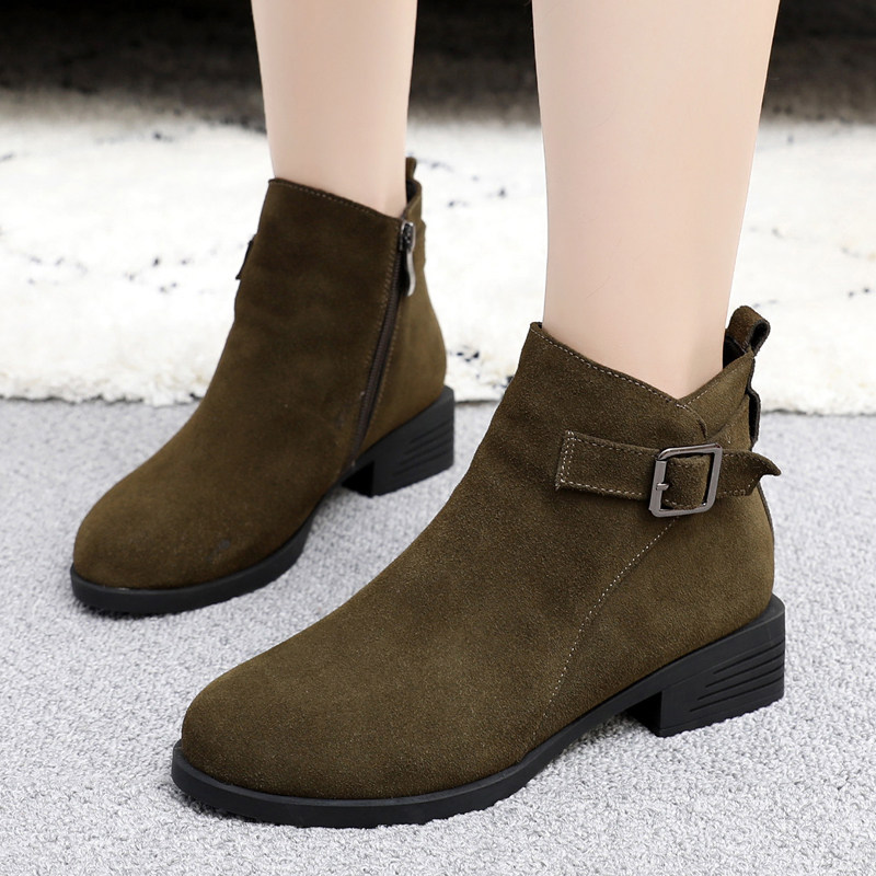 2021 new large size booties women's 40-43 winter flat boots 41 leather joker boots frosted Martin boots