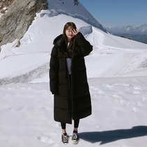 Black down jacket female medium long 2021 Winter new Korean version long knee thick white duck down coat burst