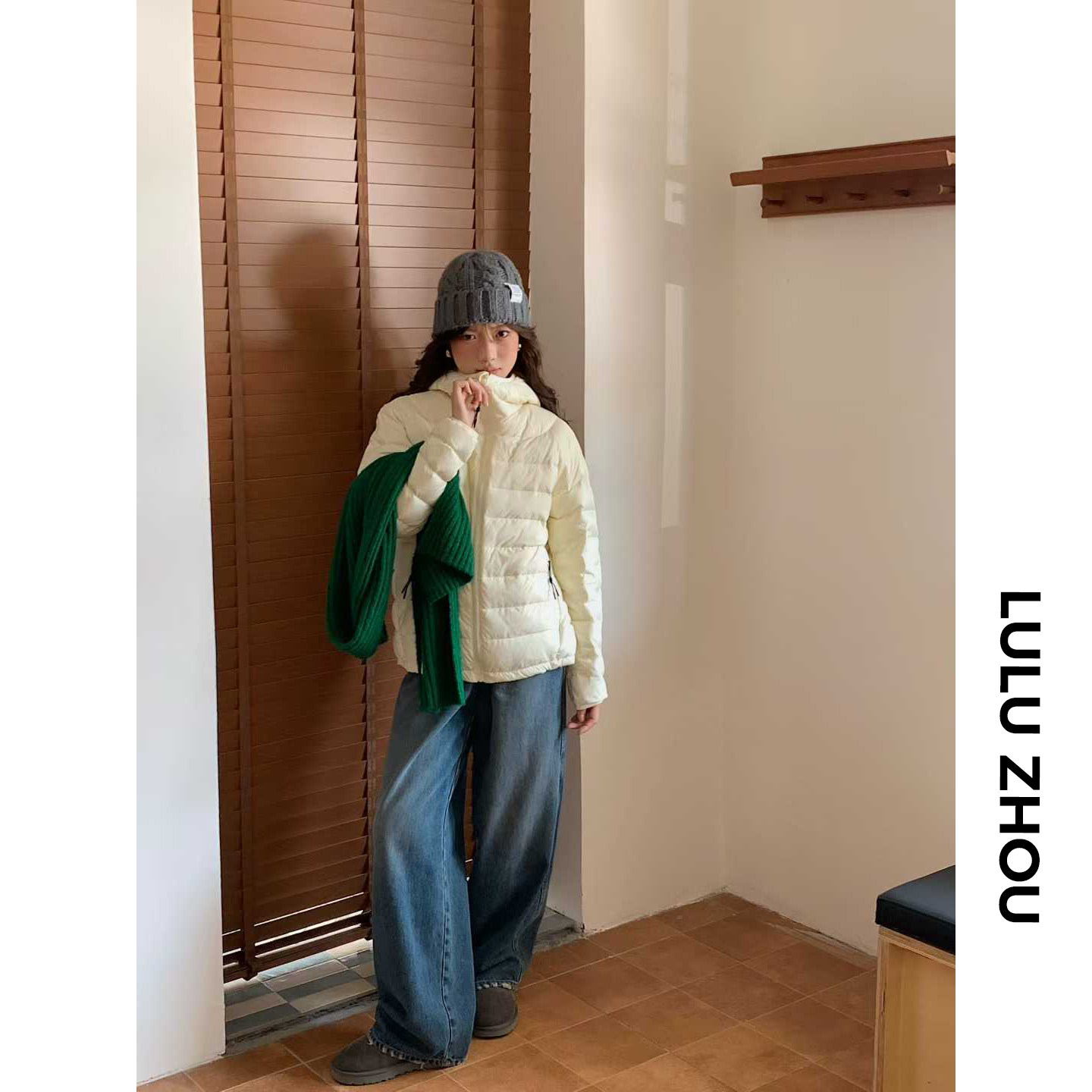 露露周90白鴨絨排骨羽絨服女2025冬季新款連帽外套
