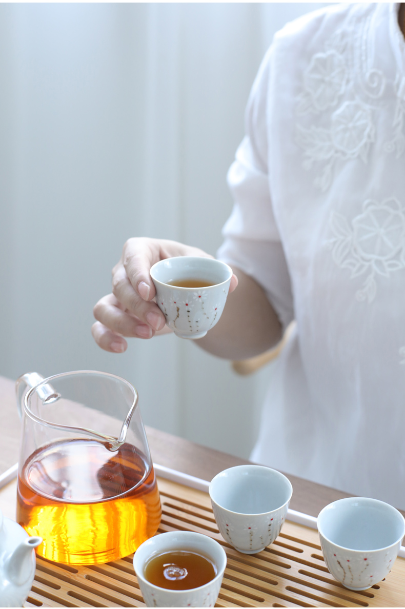 Old teacups hand - made ceramic up celadon lid bowl at the grid kung fu tea set suit household Japanese tea tray