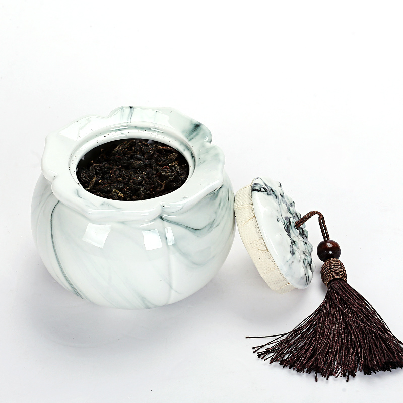 Old &, the wind of ceramic tea pot jade porcelain ink lotus the nut receives small seal tank receives the jar