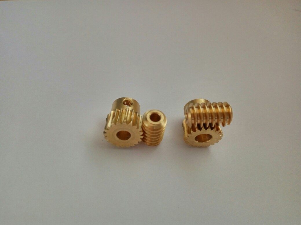 Miniature Worm Gear Worm 0.5 Die 20 Tooth Copper Worm Gear Worm Stock 1:20 Turbo Scroll Combination Set