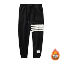 Черный, флисовый