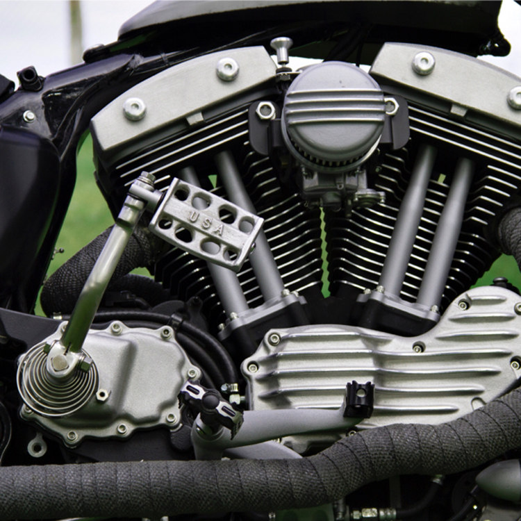 Halley Modified Sporter XL883 1200 48 72 Hard Man France imported retro mechanical foot starting