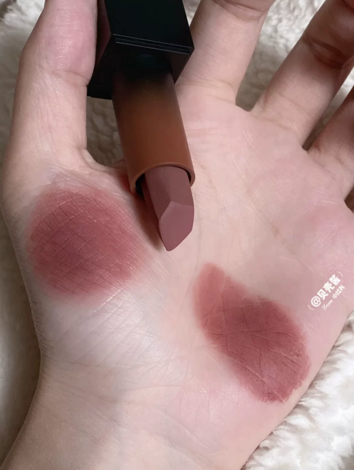 Губная помада матовая с сильной пигментацией Haitao ▼ HUDABEAUTY, помада-купол для заседания/третьей даты