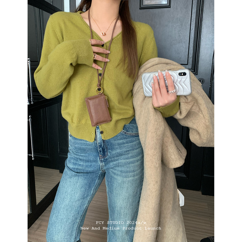 Fcy Studio Mustard Green V-Neck Knitted Cardigan 2025 Autumn and Winter Inner Layering Lazy Sweater