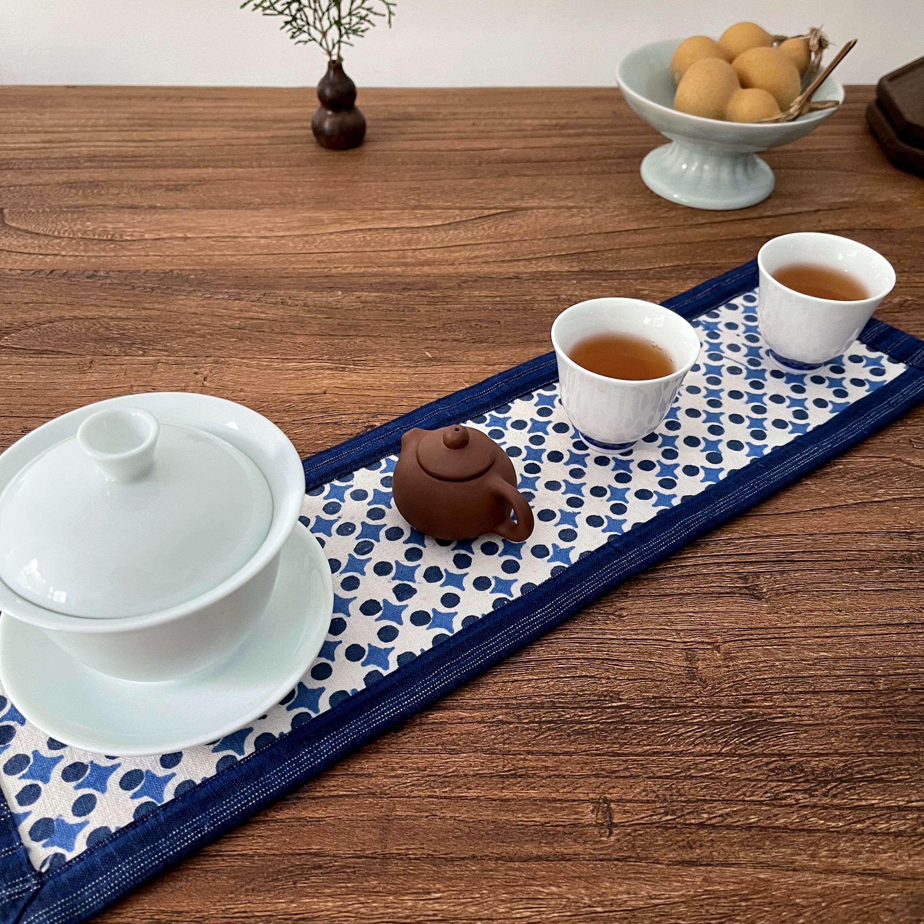 Tea table pure cotton hand-woven old coarse cloth old printed cloth double-layer quilted Chinese style living room tea space decoration