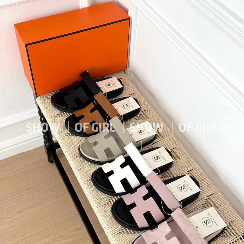 Show of Gir Is a Must-Have for Summer! Versatile Classic Multi-Color Velcro Slippers, Graduation Edition!