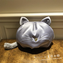 Japanese GP Officer Net INS Wind Cute Round Balls Kitty poo with a small makeup bag Cat Ear Packet Cute