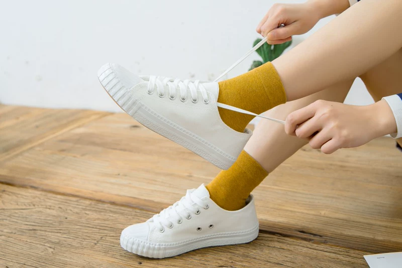 Giữa vớ ống mùa hè phần mỏng ladies socks Hàn Quốc thể thao màu rắn khử mùi cotton thoáng khí phụ nữ vớ