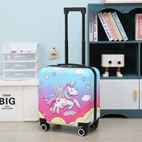 3D-единорог высокого профиля