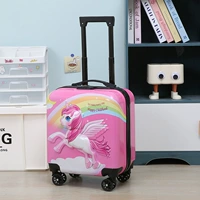 3D темно-розовая радужная лошадь