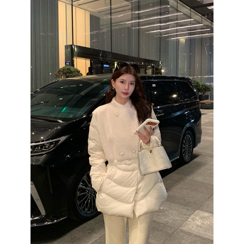 Kun【Xu Xue】Winter Thickened down Jacket for Women, Stylish Design, Waist-Slimming, Furry Coat, New Model