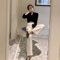 2020 new female autumn small man light cooked style net celebrity Western style age reduction and thin temperament professional two-piece suit