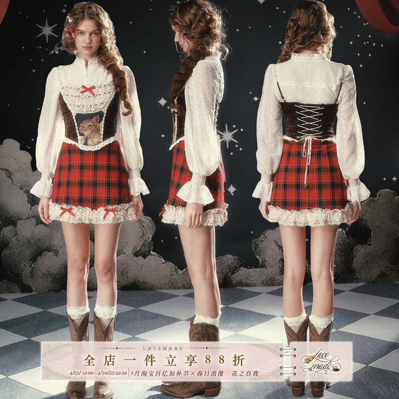 Lacemade Christmas Eve of the Puppet Cat French Christmas Outfit Sweet and Spicy Fishbone Corset Plaid Skirt Set