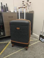 С молнией, черный, качественный