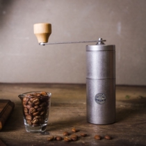 AOYOSHI Japan Qingfang Manufacturing Retro Vintage frosted household hand-cranked coffee grinder grinder