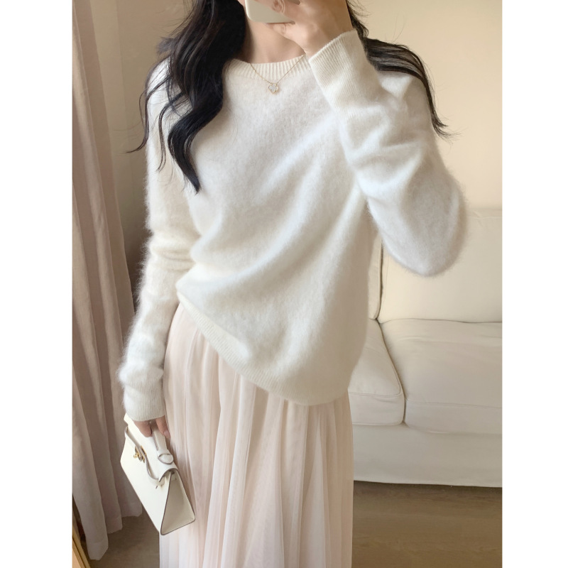 Brushed Cashmere Sweater for Women, Winter Round Neck, Loose and Lazy Style, Wool Base Layer, Seamless Knit Sweater