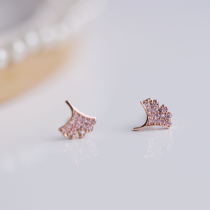 Simple wind S925 sterling silver needle mini pink drill ginkgo leaf earrings fresh art free picking small leaves