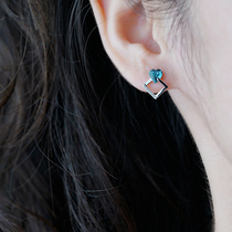 Simple style workplace commuter temperament diamond-shaped Love earrings thick gold-plated high color earrings 2021