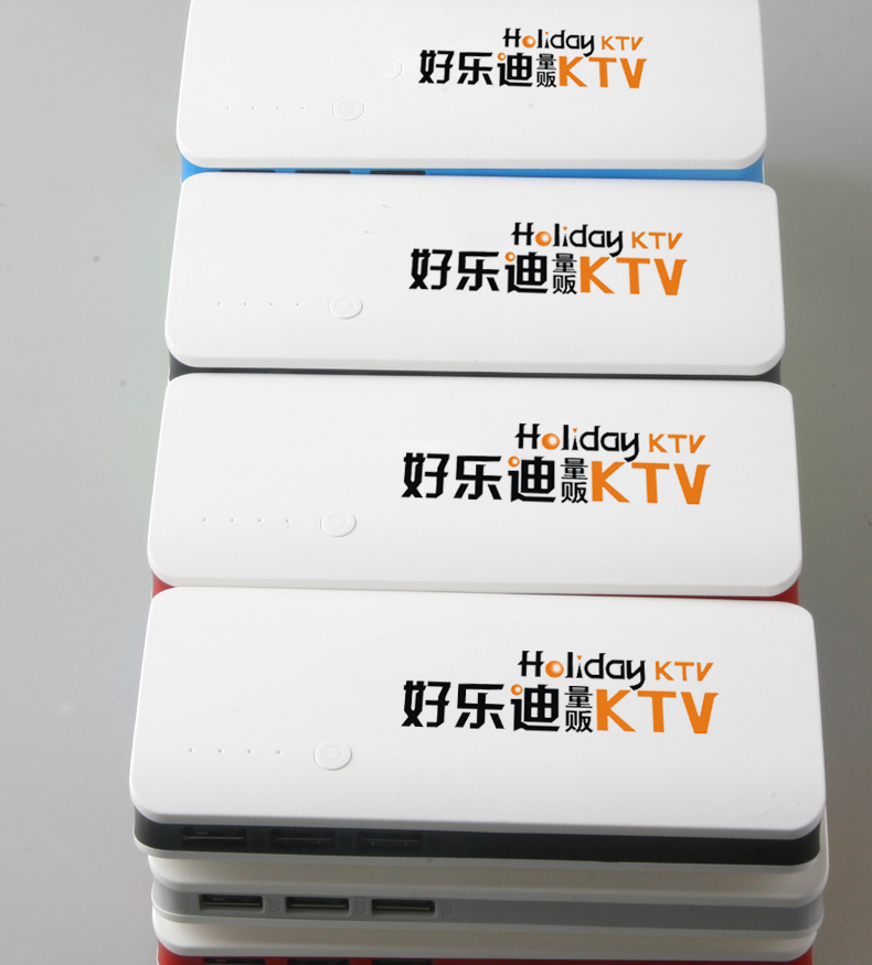 quà tặng tùy chỉnh 3USB phí đầu ra kho báu Andrews của Apple điện thoại phổ thông điện thoại di động dành riêng di động dung lượng cao - Ngân hàng điện thoại di động sac du phong