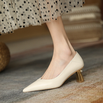 2021 New Pointed High Heels Shoes Woman Coarse Heel Retro Mary Precious Leather Shallow Mouth Single Shoe Size Yard Women Shoes