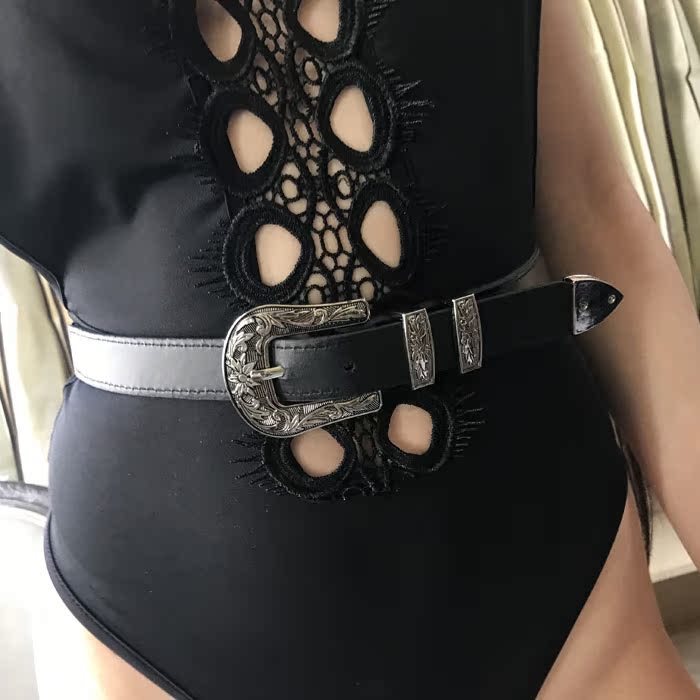 ZZ xương ZZ phong cách thời trang châu Âu và Mỹ khâu ren rỗng cơ thể Xiêm gợi cảm đồ lót nam