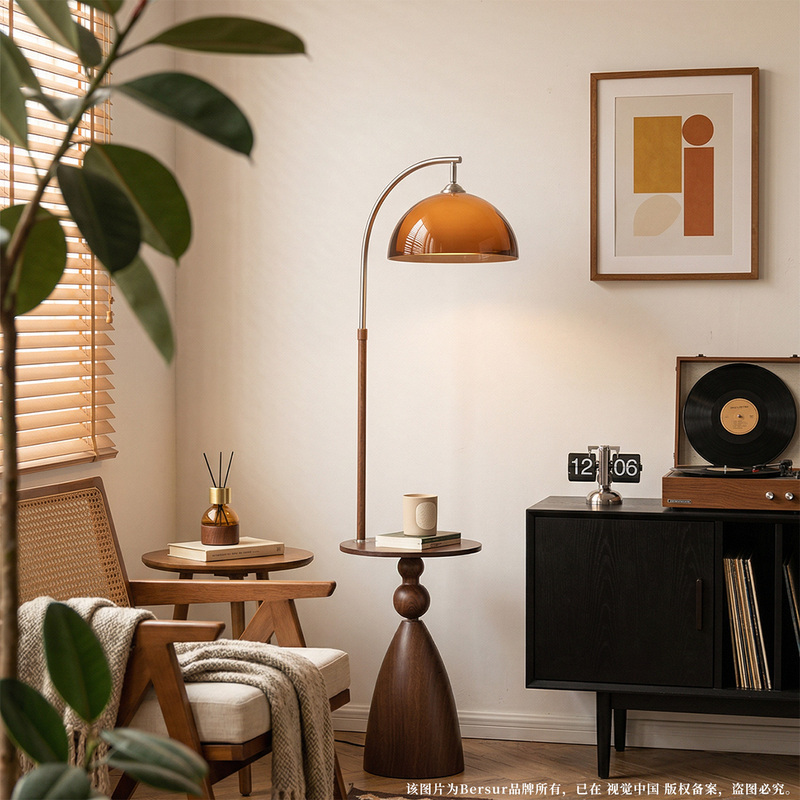 French-Style Vintage Floor Lamp with Integrated Shelf, Living Room Sofa Side Lamp, Nanyang Style Bauhaus Bedroom Bedside Lamp