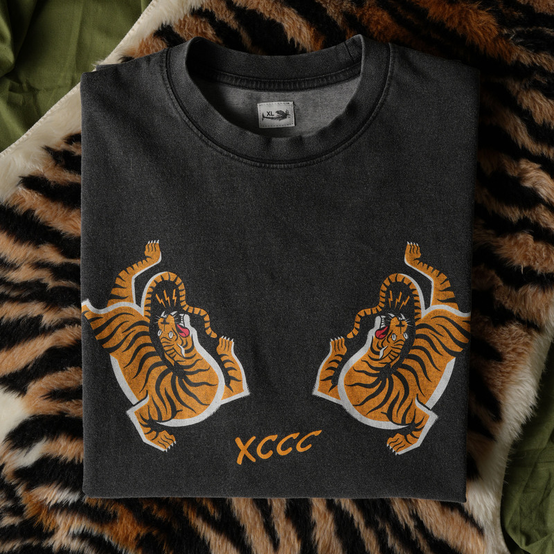 Xccc Fishbone 260g Pure Cotton Washed Vintage American Style Slightly Loose Double Tiger Print Short-Sleeve T-Shirt for Men and Women Xccc Fishbone 260g Pure Cotton Washed Vintage American Style Slightly Loose Double Tiger Print Short-Sleeve T-Shirt for Men and Women