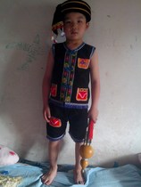 Childrens Day ethnic minority characteristics Yi costumes boys Yi costumes Yi dance performances