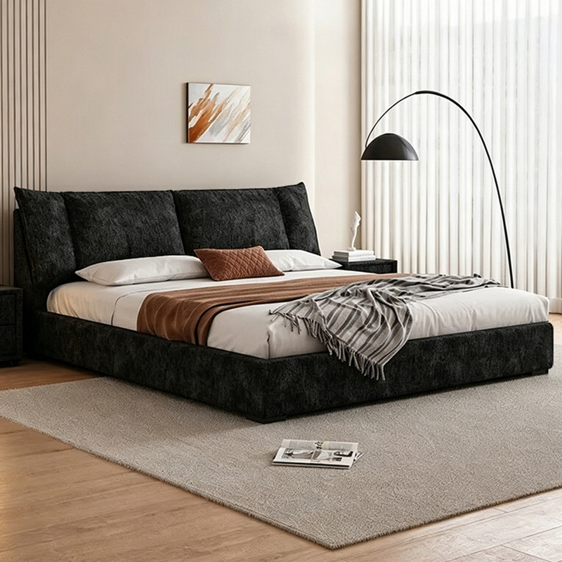 Cream Chenille Fabric Sailboat-Style Bed, Master Bedroom Double Bed, Modern and Simple, 1.68m Upholstered Wedding Bed Cream Chenille Fabric Sailboat-Style Bed, Master Bedroom Double Bed, Modern and Simple, 1.68m Upholstered Wedding Bed