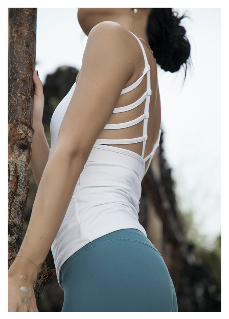 L RECNAVA phụ nữ vest yoga với áo ngực cơ sở dây đeo áo ngực thể thao mùa thu chạy thể dục nhanh khô đồ lót áo quần tập yoga