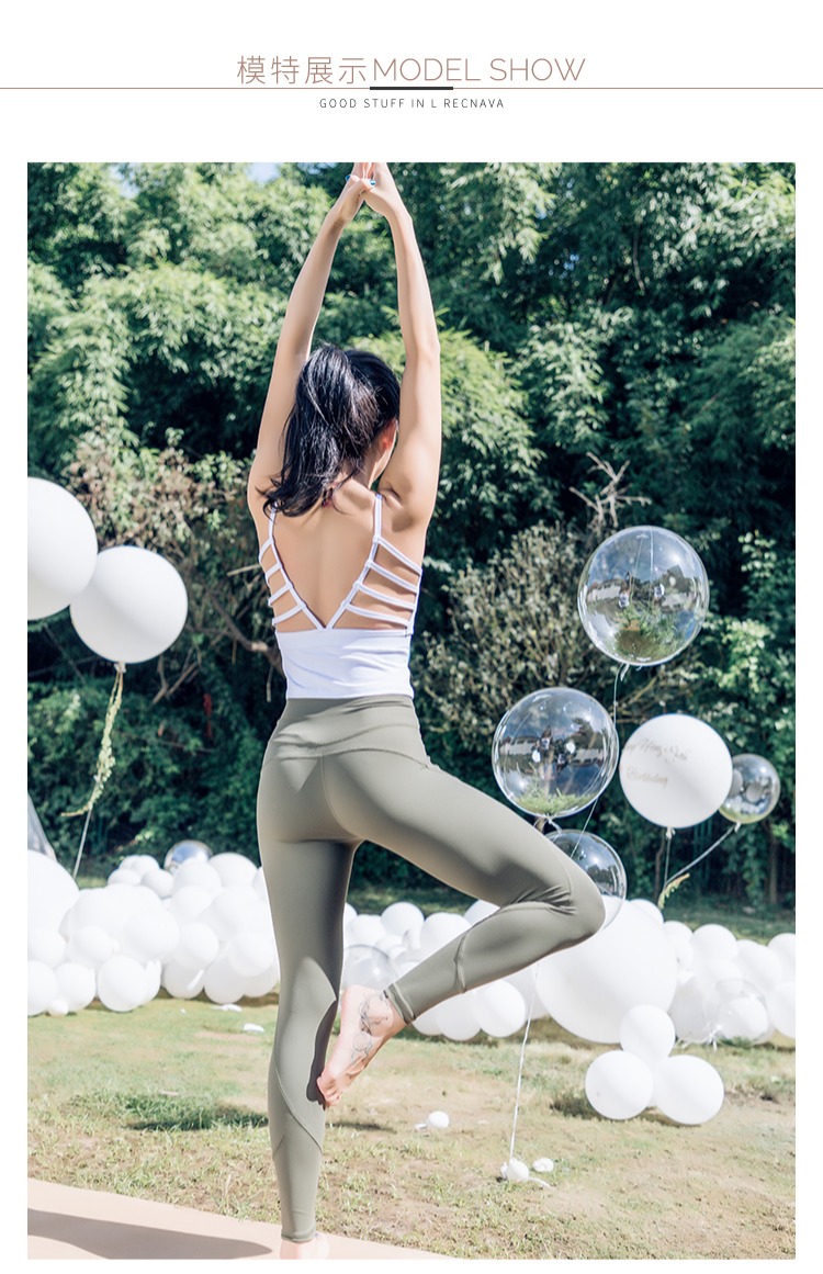 L RECNAVA vest thể thao ngắn sling nữ bên trong lấy đai mùa thu đệm ngực đáy yoga chạy bộ đồ lót thể dục ao gym