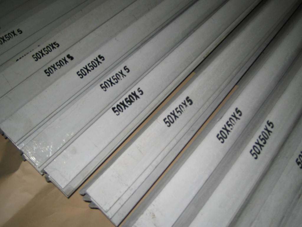 304 stainless steel triangle iron 201 stainless steel triangle steel 316 stainless steel angle steel 20*20 can be zero cut