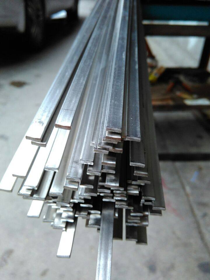 316L stainless steel flat strip easy car easy punch stainless steel flat strip 304 stainless steel flat steel triangle rod